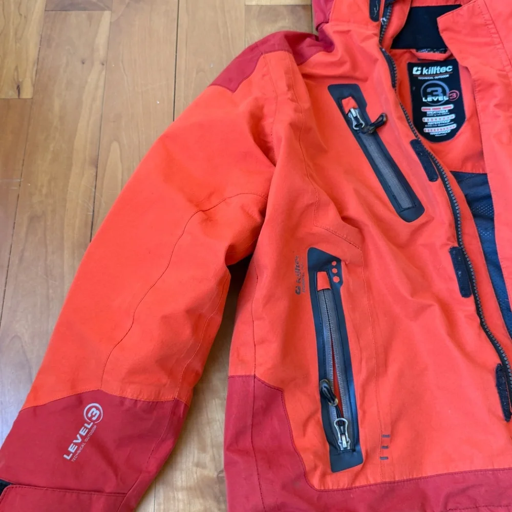 Boy size 10 outer shell - Picture 3 of 3